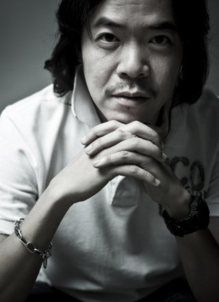 portrait_perawongmetha_2.jpg