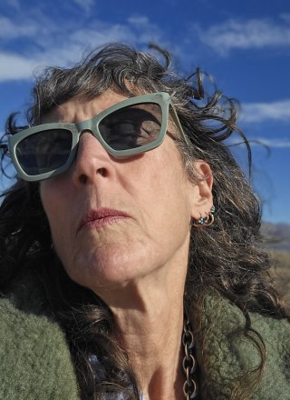 portrait_kenneally.jpg