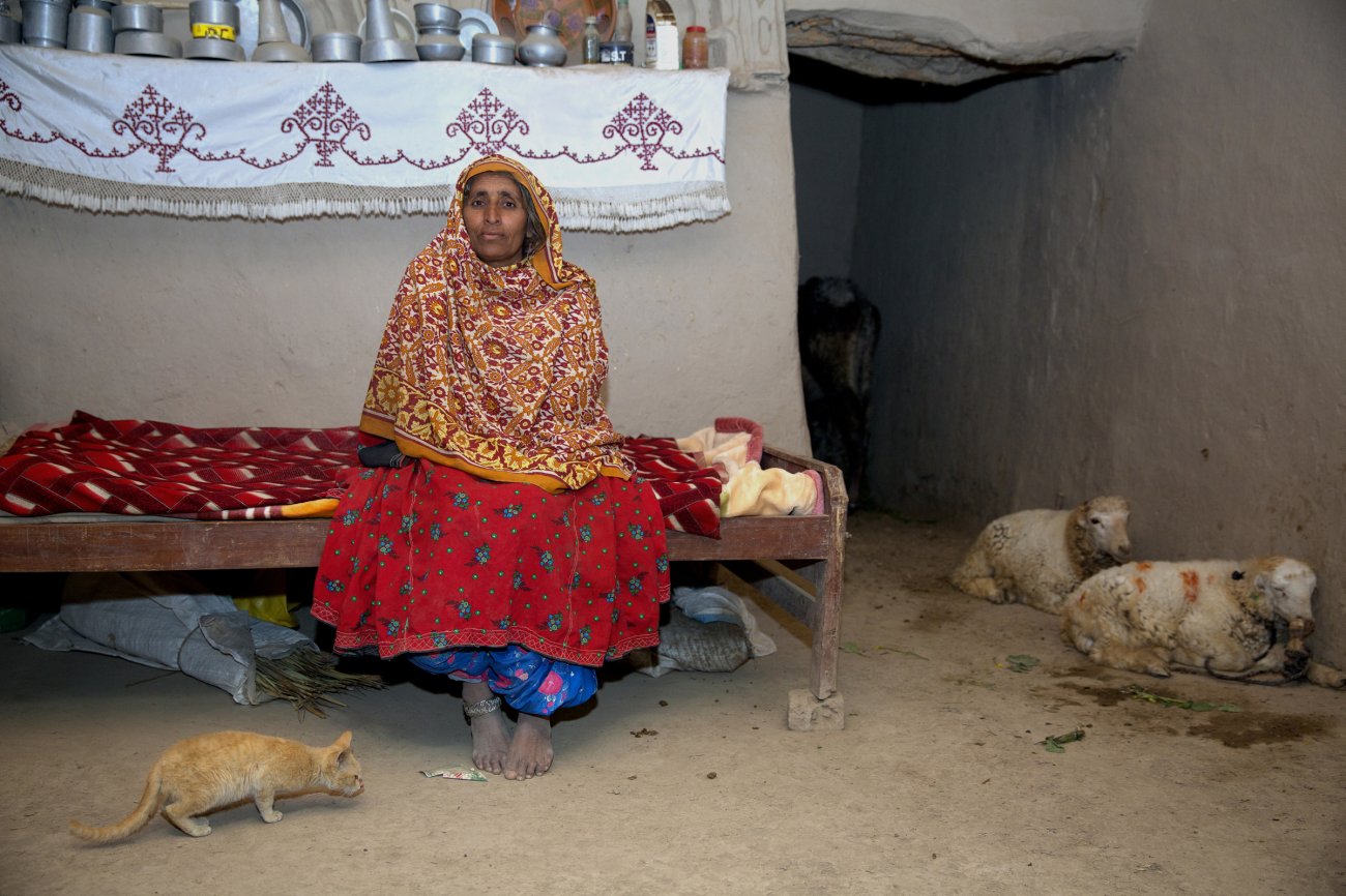 caron_pashtunwomen_001.jpg