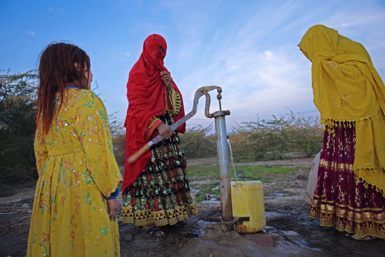 caron_pashtunwomen_073.jpg