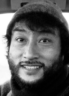 portrait_nagakura.jpg