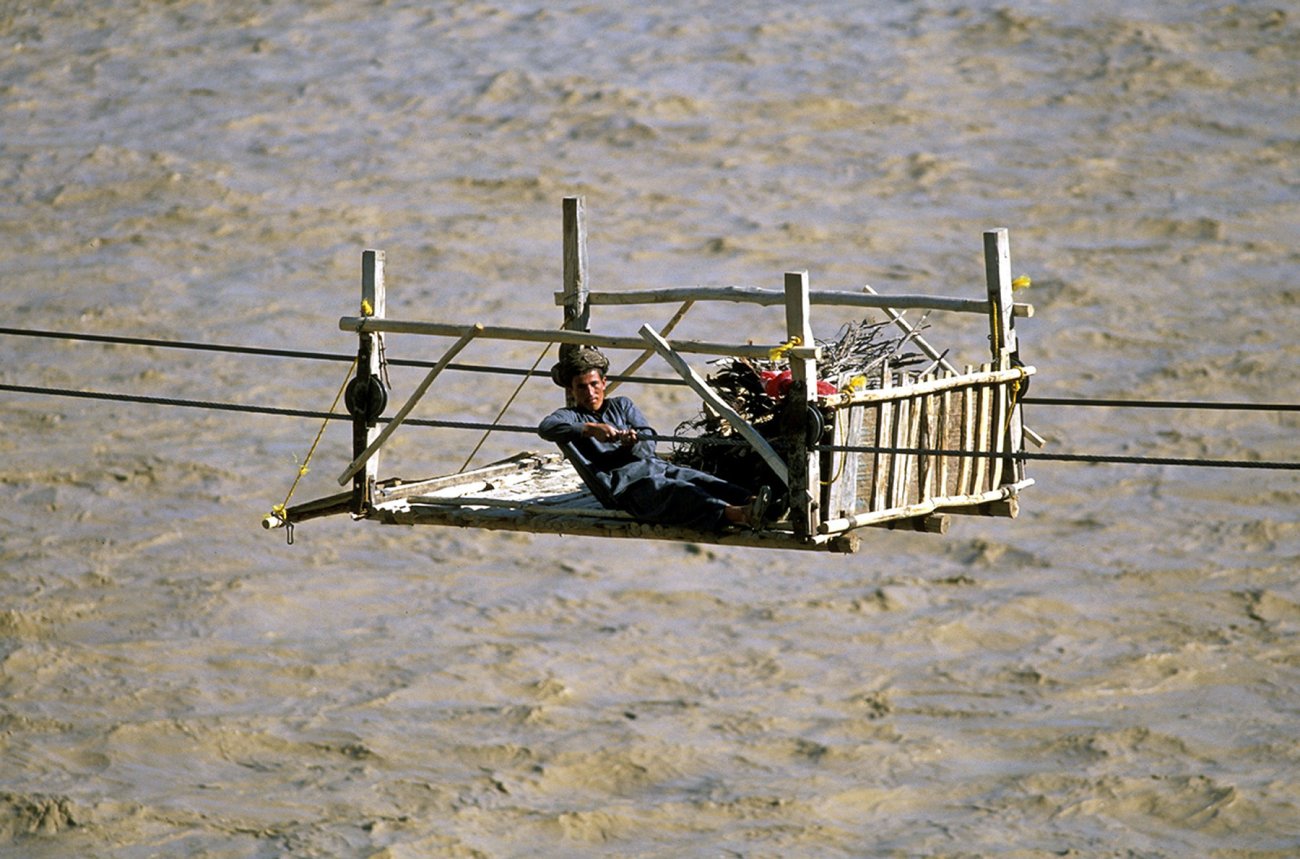 deghati_manoocher_007.jpg